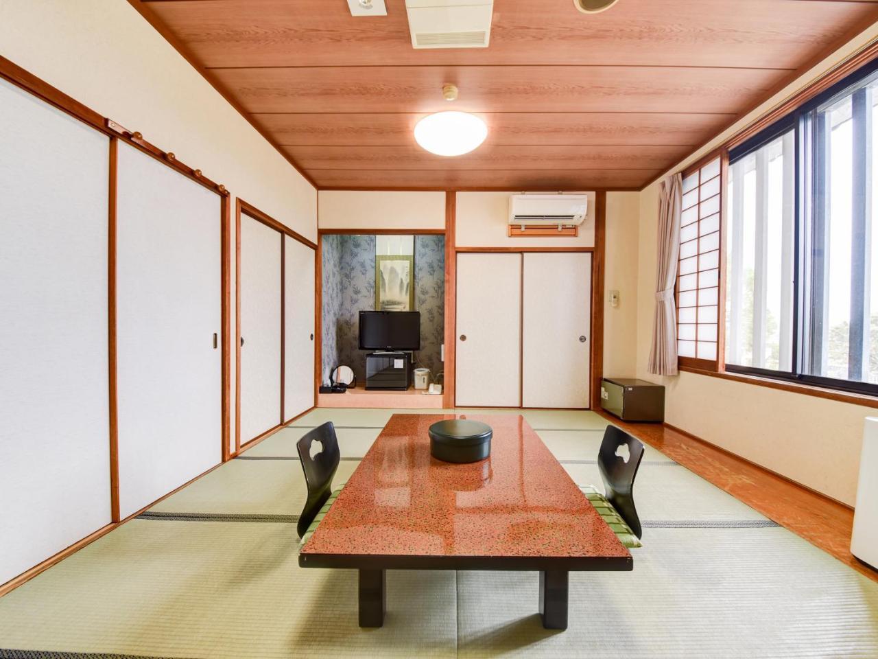 Shichijo Onsen Dome Hotel Kikuchi Esterno foto