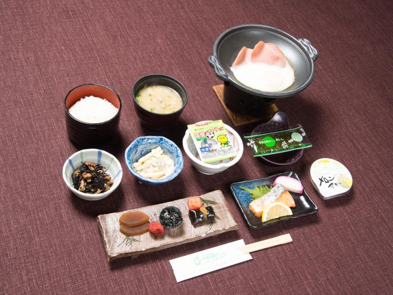 Shichijo Onsen Dome Hotel Kikuchi Esterno foto