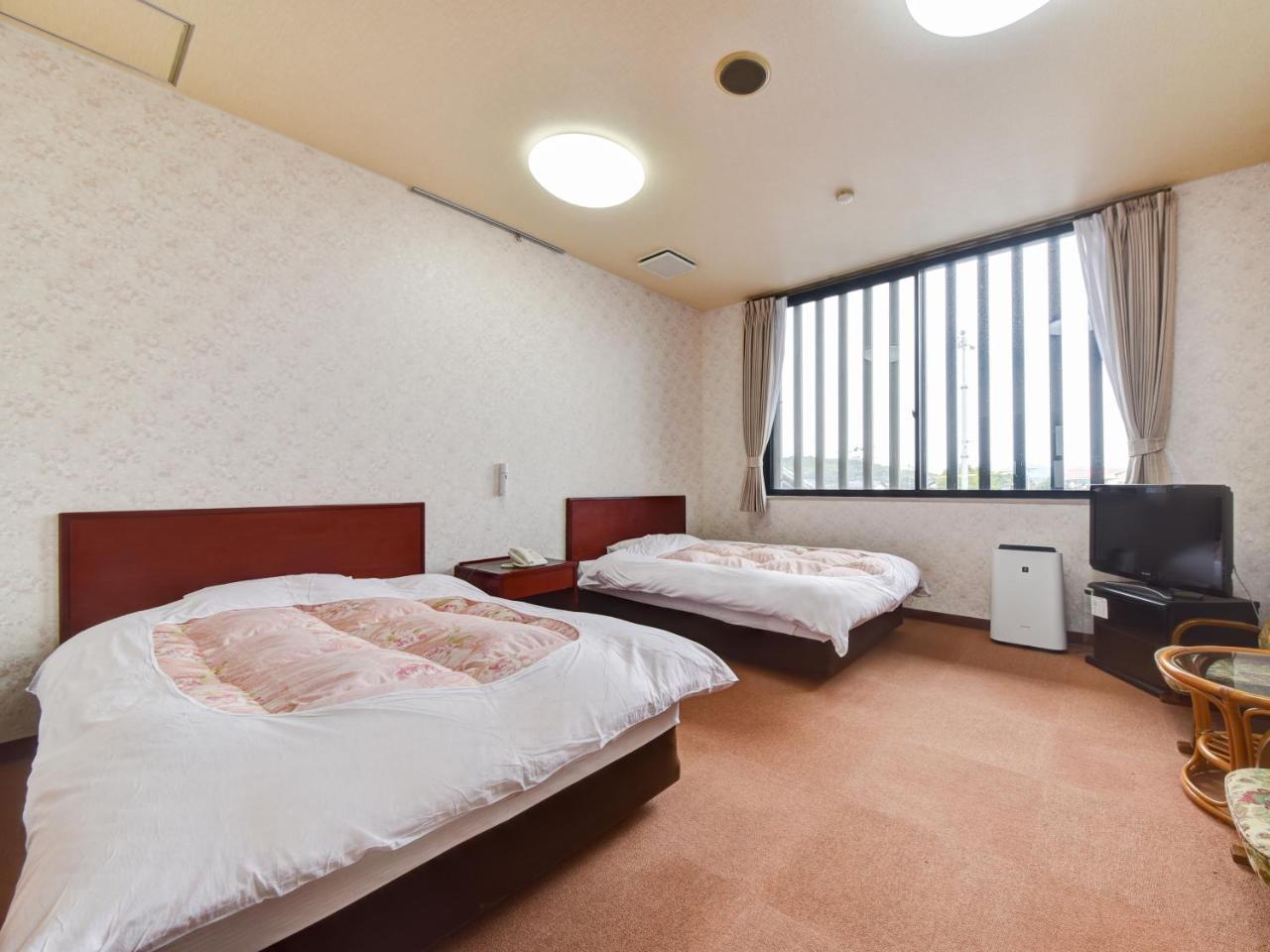 Shichijo Onsen Dome Hotel Kikuchi Esterno foto